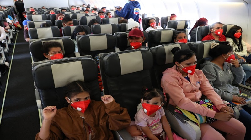 Gobierno facilita retorno de 315 venezolanos más desde México